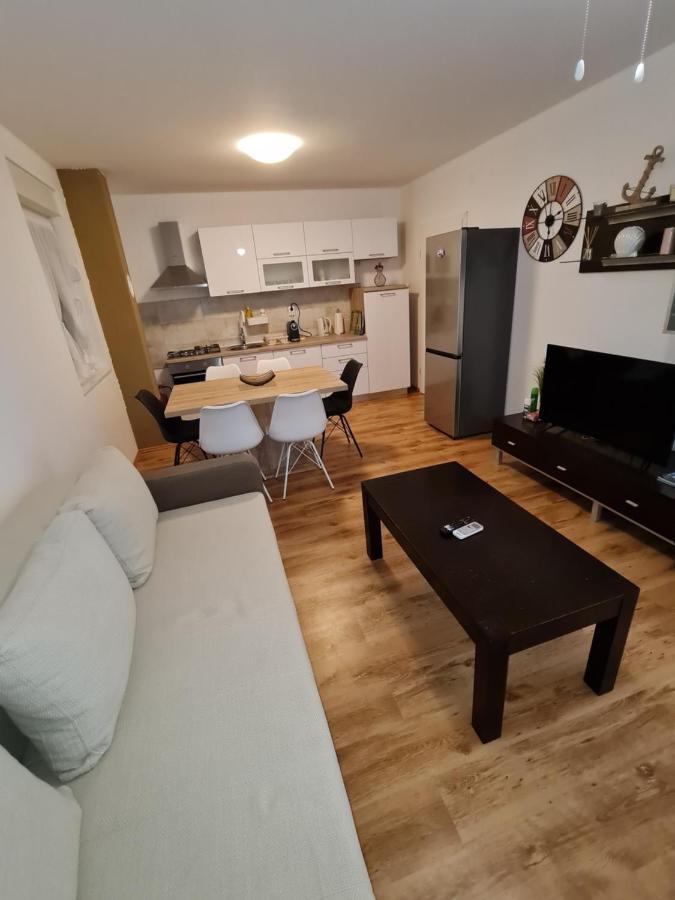 Delfin Vidalici Apartman Daire Kustići Dış mekan fotoğraf